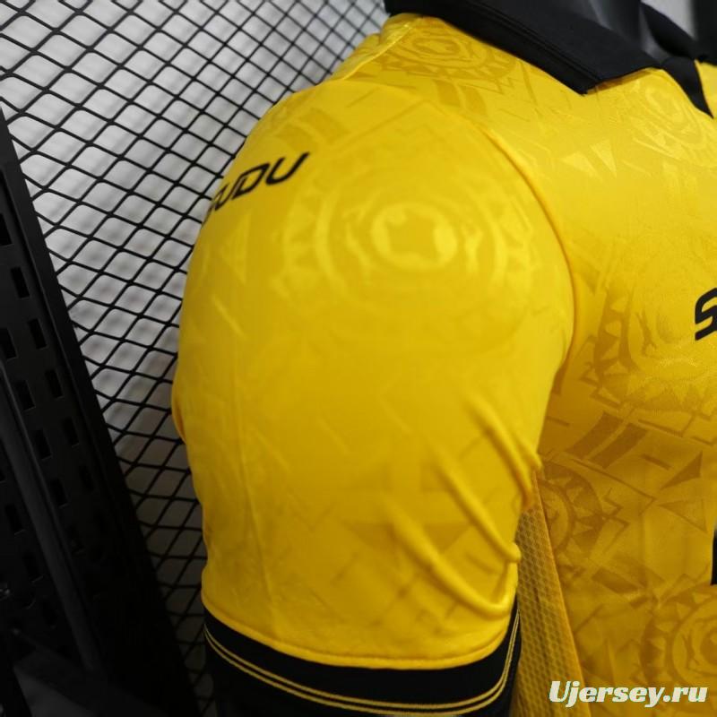 Player Version 25/26 Wolverhampton Wanderers Home Jersey