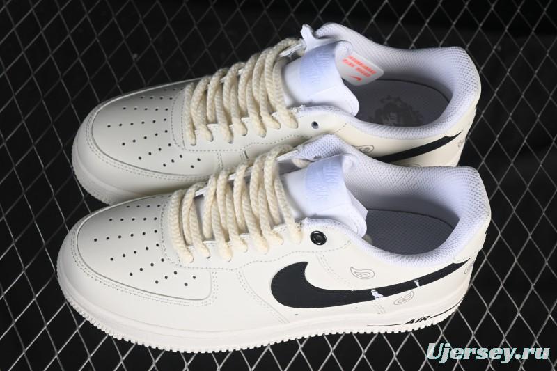 Nike Air Force 1 '07 Low Casual Sneakers in White Black - ZH0318-128