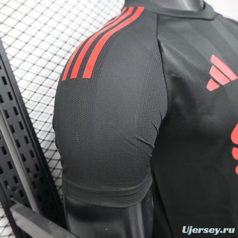 Player Version 25/26 Liverpool Black Jersey