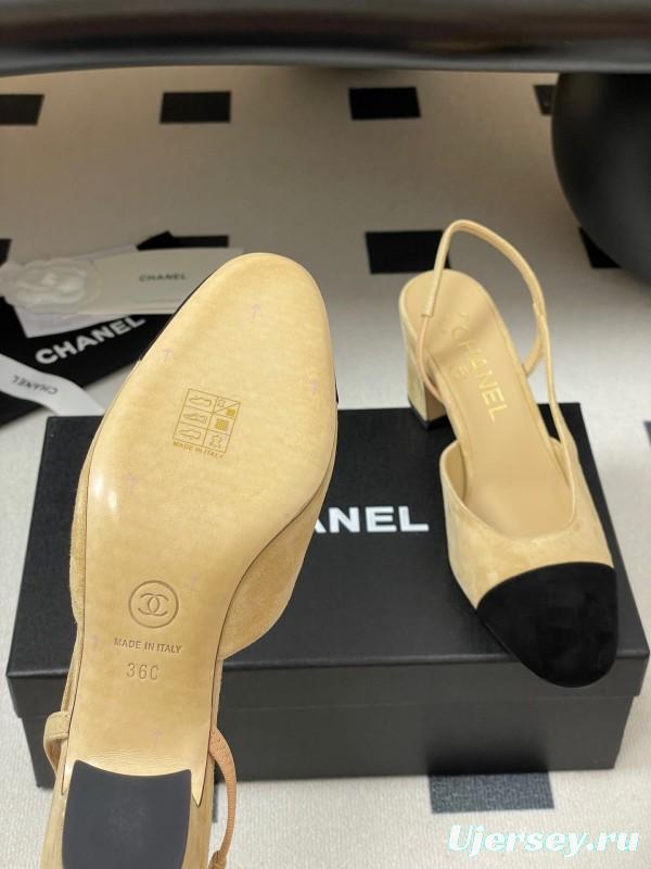 Chanel Sling-back Two-Tone Suede Slingback Sandals Flat/Block Heel - KFY00280