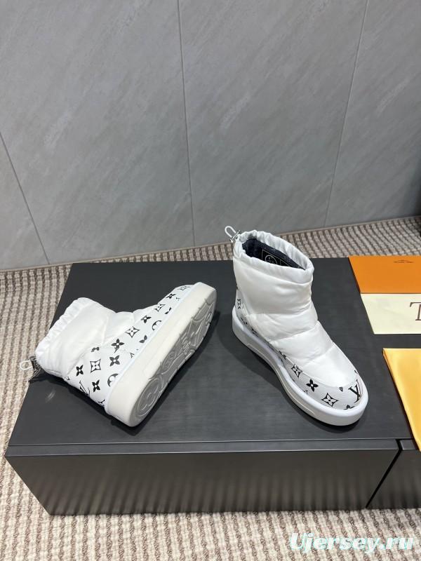 Louis Vuitton Fall/Winter 2025 Snow Boots Round Toe Thick Sole - KFY00310