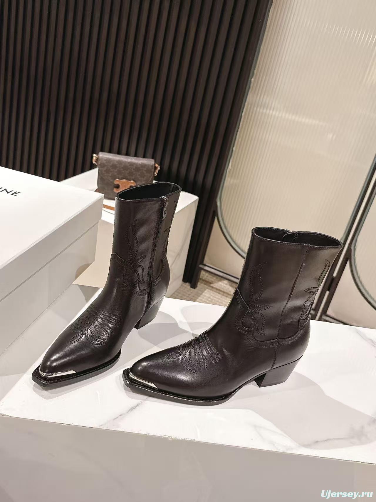 CELINE 2025/SS Retro Fashion Ankle Boots - LY00440