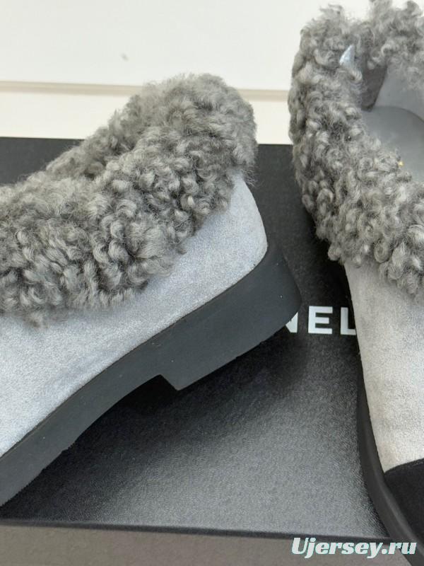 Chanel 2025/SS Double C Color-Block Shearling Snow Boots - KFY00270