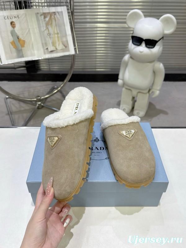 Prada 2025 Fall Winter New Fur Mule Triangle Buckle Bread Toe Half Slipper - KFY00270