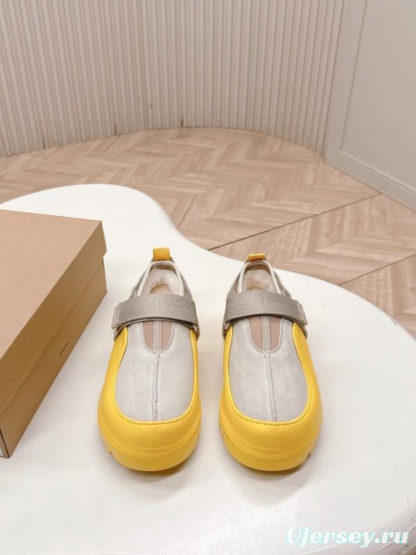 UGG New Wool Shoes Comfortable and Stylish Design - KFY00260