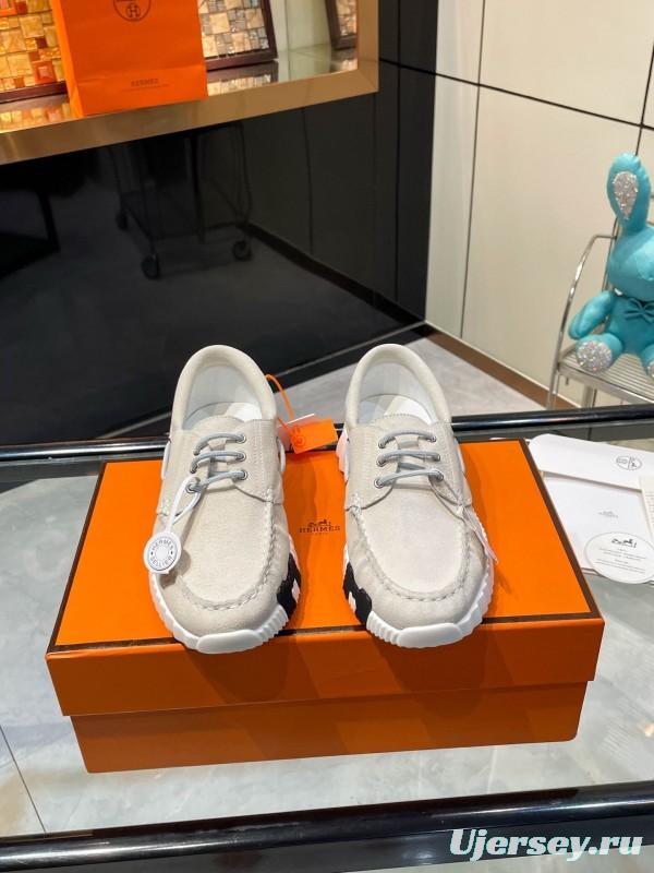 Hermès Classic Casual Sports Shoes with Exaggerated H Logo and Custom Sole - LY00300