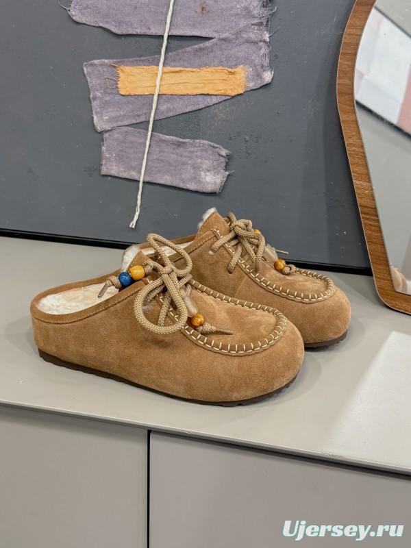 UGG 2025 Spring/Summer Collection Cozy Wool Slippers with Retro Buckle - KFY00240