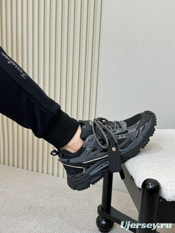 OFF-WHITE Seasonal Collection Lightweight Running Shoes - LY00380