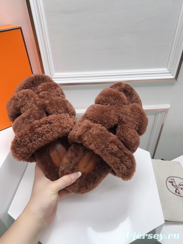 H Erjia Wool Slippers with Genuine Fur and TPU Sole - LY00270