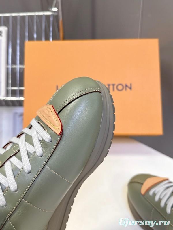 Louis Vuitton 2025 SS LV x Pharrell Williams Runway Platform Sneakers Retro Running Shoes - KFY00380/KFY00390