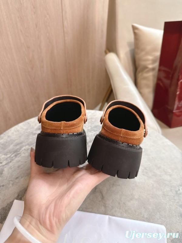 Gucci Women's Mule Shoes with Horsebit Detail - LY00300
