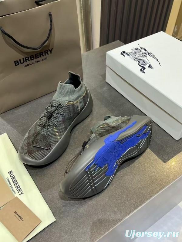 Burberry 2025 SS Italian-Made Sneakers - KFY00280