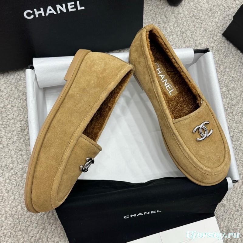 Chanel 2025 SS Teddy Fur Loafers with Double C Logo - KFY00300