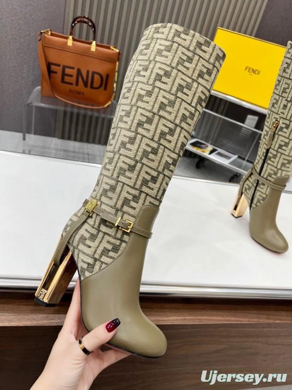 FENDI Delfina Round Toe Boots with FF Buckle - LY00