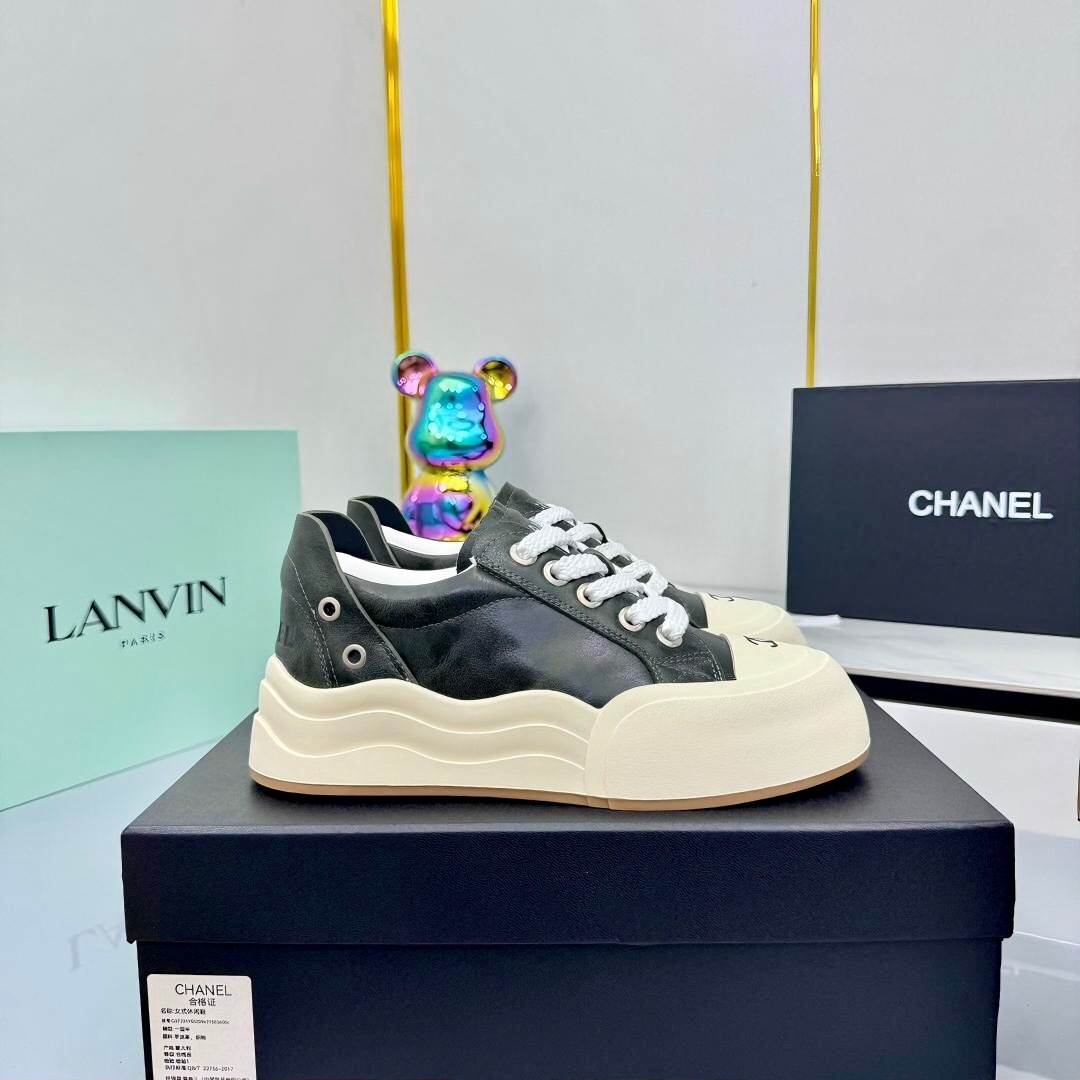 Chanel 2025 SS Panda Loafers Bread Shoes Original Calfskin - LY00320