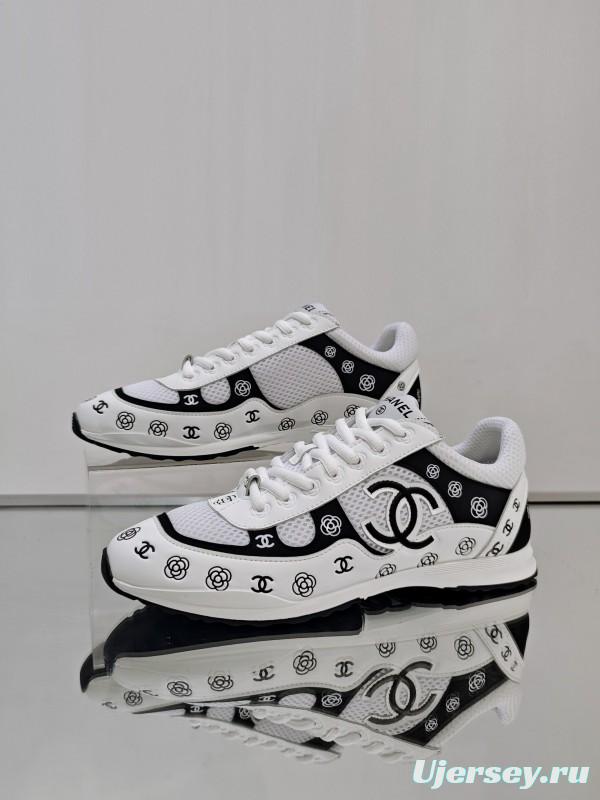 Chanel 2025 SS Limited Edition Silver Horn King 2 Sneakers - KFY00340