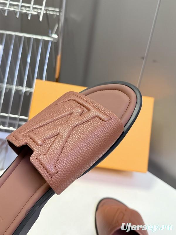 Louis Vuitton Venice Series Sandals with Monogram Embossing and Adjustable Strap - KFY00220