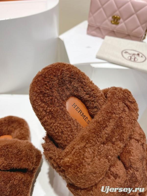 H Love Erjiu Full Wool Slippers with Wavy Fur Design - LY00270