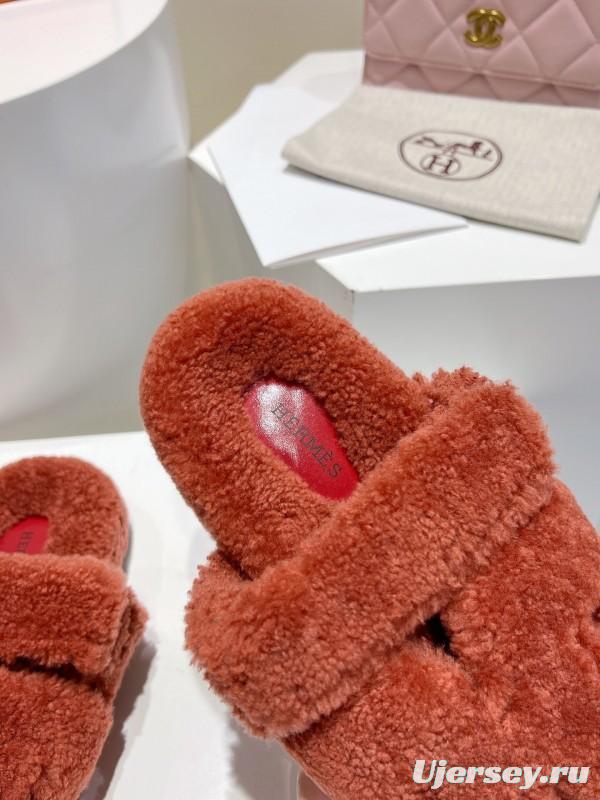 H Love Erjiu Full Wool Slippers with Slightly Curled Fur - LY00270