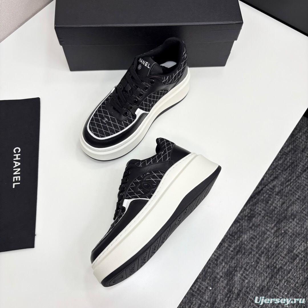 Chanel 2025 SS Panda Casual Sneakers - LY00340