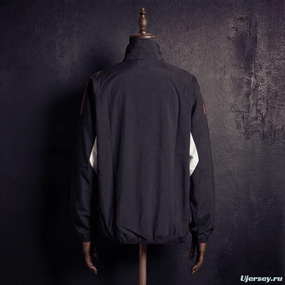 2026 Liverpool Black Jacket Windbreaker