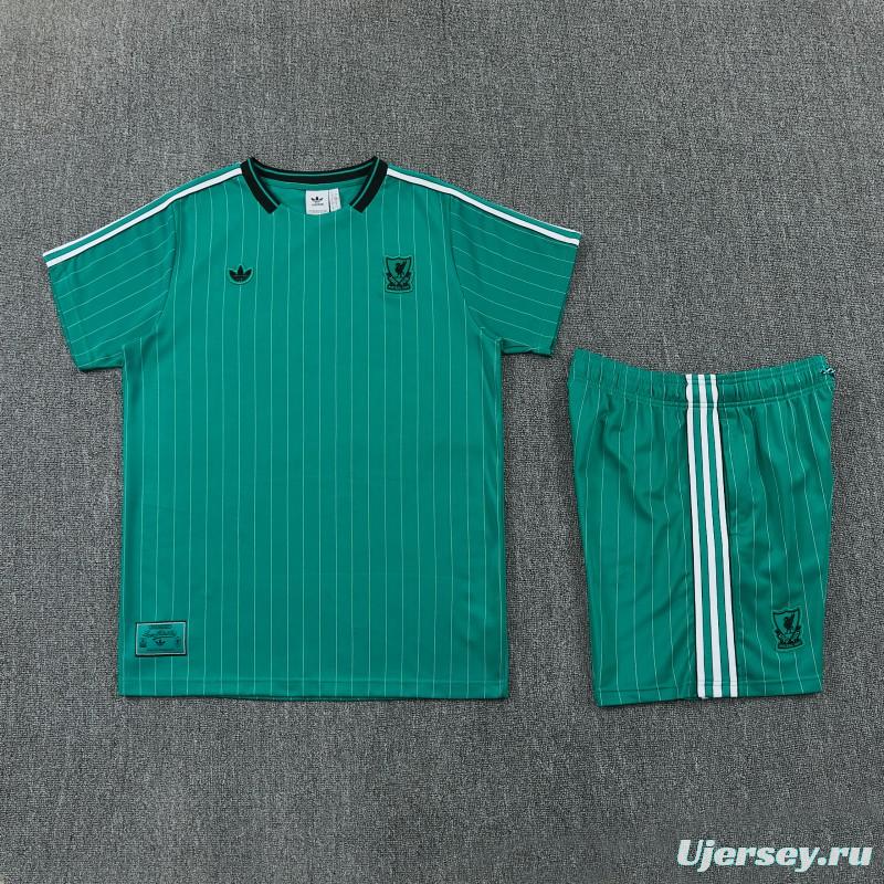 26/27 Liverpool   Green Pinstripe  Short Sleeve+Soccer Shorts