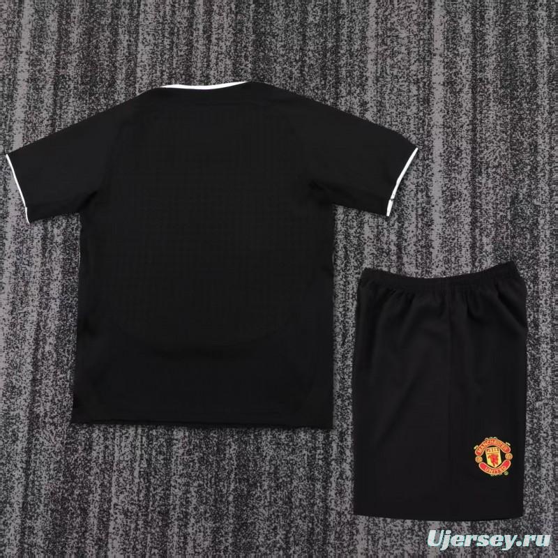 Retro Kids 03/04  Manchester United Away Jersey