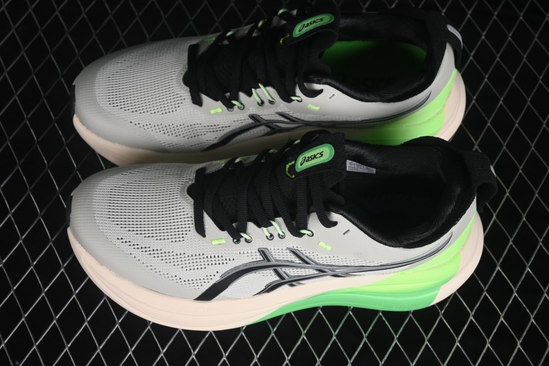 Asics Gel-Nimbus 28 Retro Breathable Cushioned Running Shoes for Men - 1011C267-020