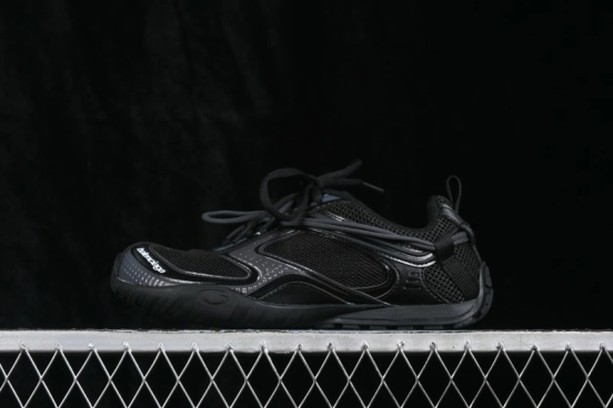 Balenciaga Radar Sneaker Round-Toe Lace-Up Lifestyle Shoes - WSTEO1011