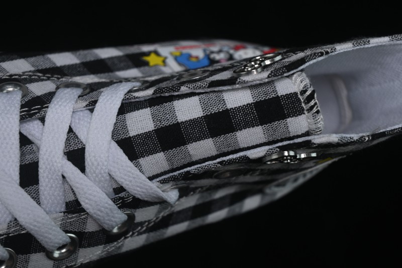 Converse × Hello Kitty and Friends Picnic Chuck Taylor All Star Hi High-Top Casual Skate Shoes - A17697C