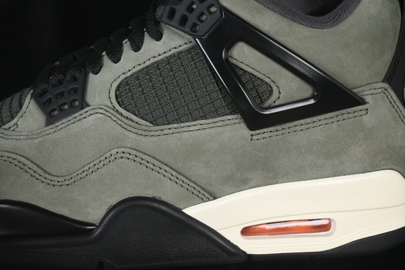 Air Jordan 4 Retro x Undefeated Olive Suede Sneakers - IB1519-200