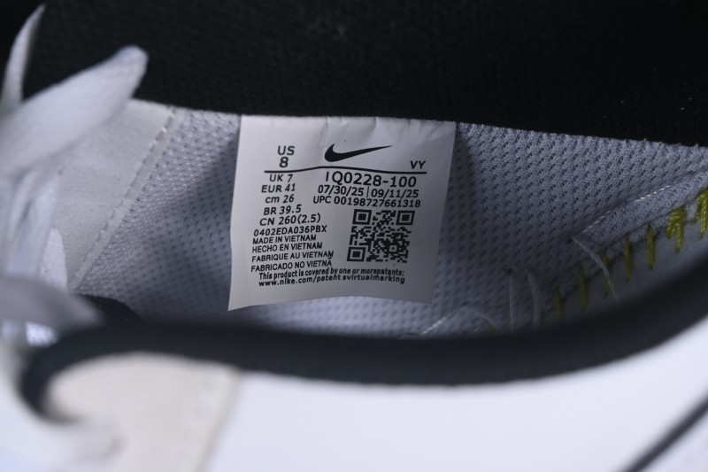 Nike Air Force 1 '07 Low Casual Skateboarding Shoes with Full-Length Air Cushion - IQ0228-100