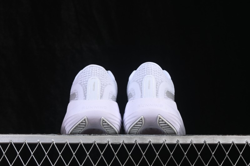 Nike Journey Run Low-Top Running Shoes with Cushioning Anti-Slip Wear-Resistant Design - FB7765-001