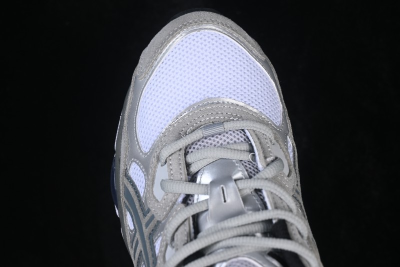 Asics Gel-Kayano Retro Running Shoes with Breathable Suede and Mesh Upper - 1201A789-102