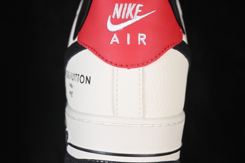 Nike Air Force 1 '07 Low Casual Sneakers with Full-Length Air Cushion - DN1688-815