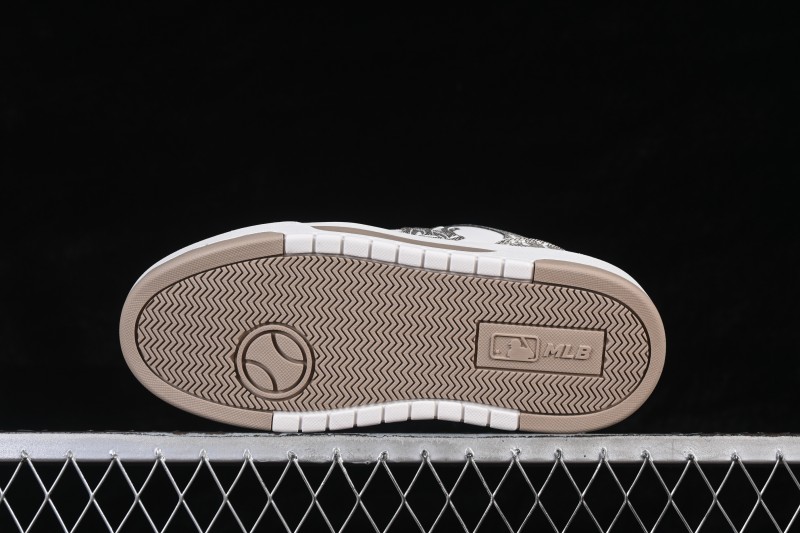 NY MLB Chunky Liner Pocket Monogram High-Top Casual Running Shoes with Elevated Sole - 3ASXM026N50BGS