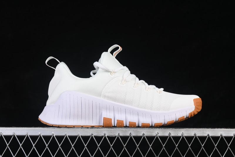 Nike Free Metcon 6 Training Shoes with Mesh Upper and Flexible Cushioning - FJ7126-103