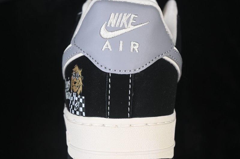 Nike Air Force 1 '07 Low Basketball Shoes with Black and White Color Blocking and Full-Length Air Cushion - KL1688-006