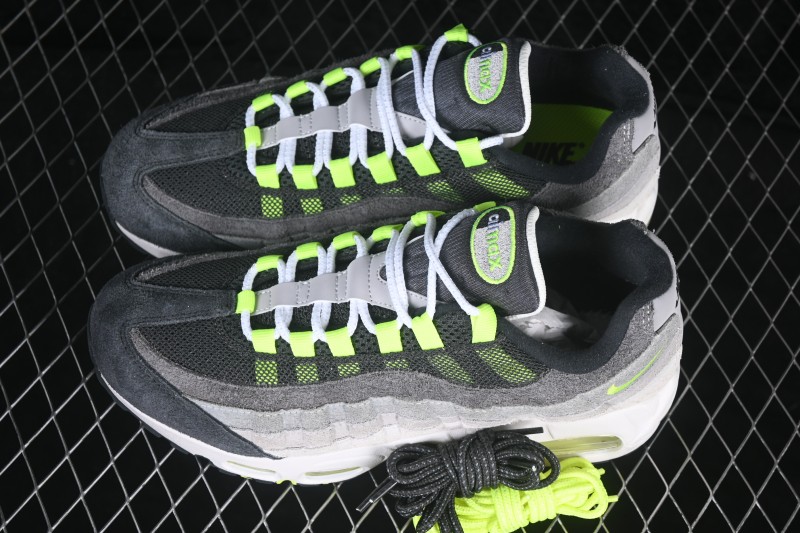 Nike Air Max 95 OG Retro Running Shoes with Air Cushioning - HM4738-001