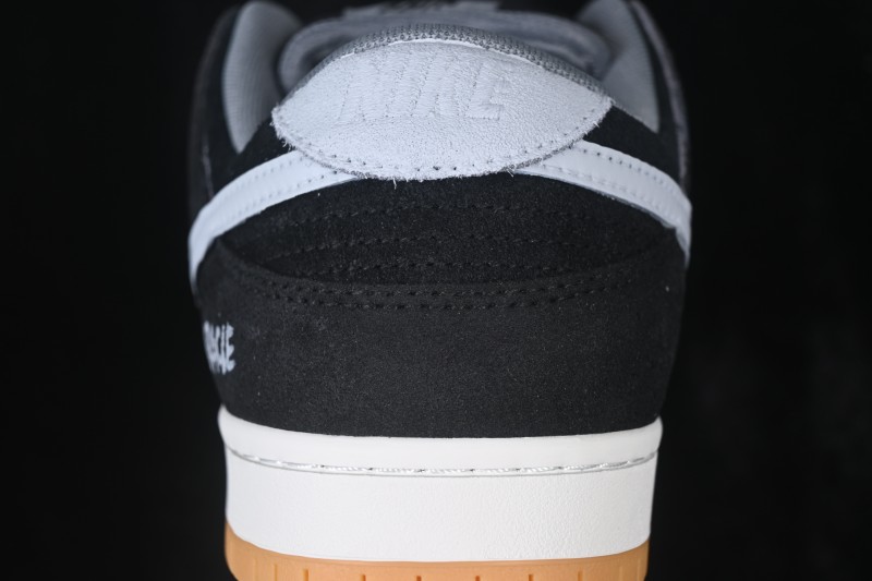 Nike SB Dunk Low Skateboarding Shoes - HF3063-001