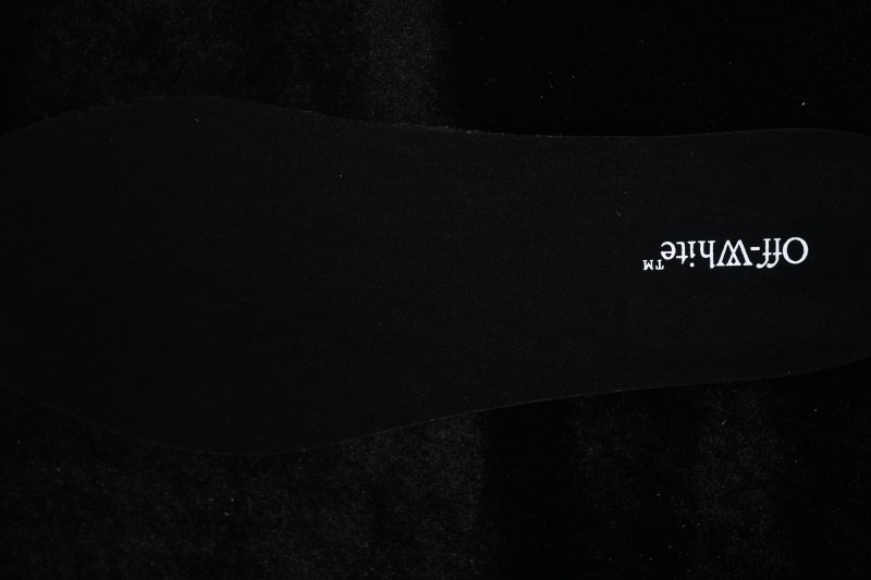 Off-White c/o Virgil Abloh Retro Running Shoes Black Silver Red - AJF6