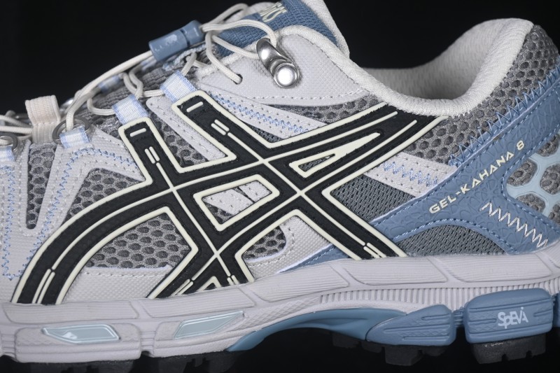 Asics Gel-Kahana 8 FL Retro Running Shoes with Vintage Design - 1203B031-028