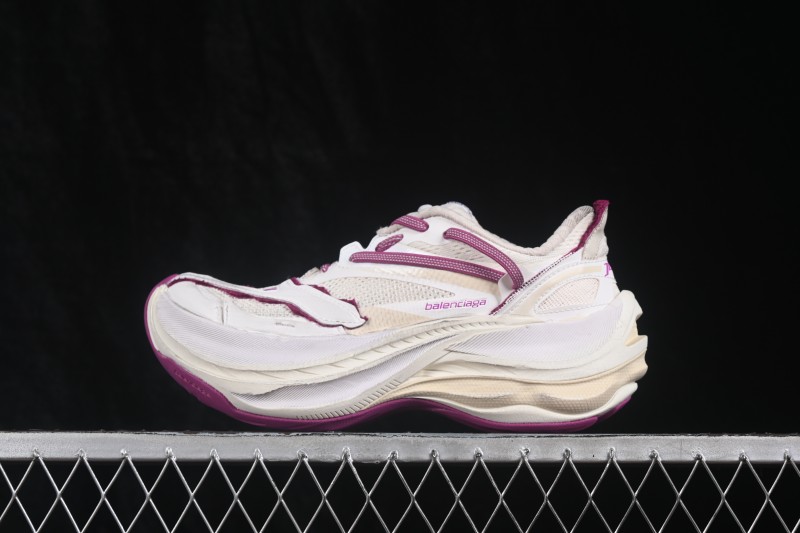 Balenciaga Jet Embossed Print Round-Toe Thick-Sole Low-Top Dad Sneakers - WMRTN9150