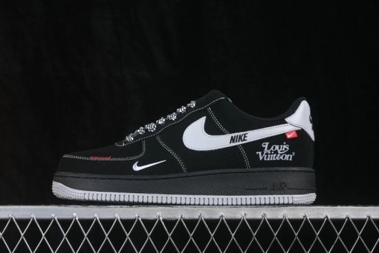 Nike Air Force 1 '07 Low Basketball Shoes with Classic Cushioning - LV2288-009