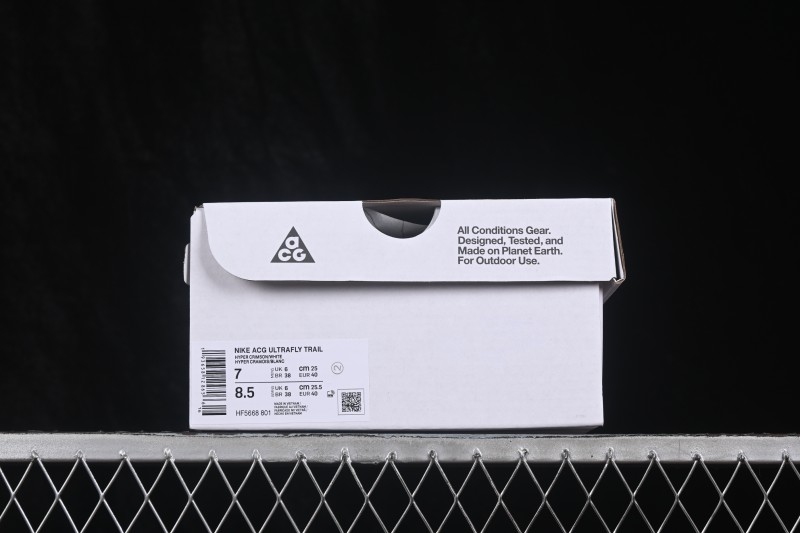 Nike ACG Ultrafly Trail Running Shoes with Responsive Cushioning - HF5668-801