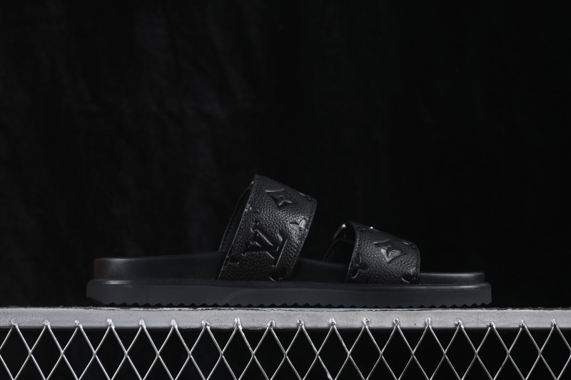 Louis Vuitton Venice Comfort Calfskin Suede Round-Toe Slide Sandals