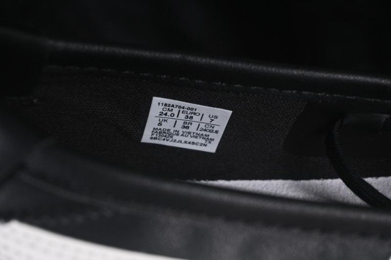 Onitsuka Tiger Gymnarina Ballet Mary Jane Shoes - 1182A704-001