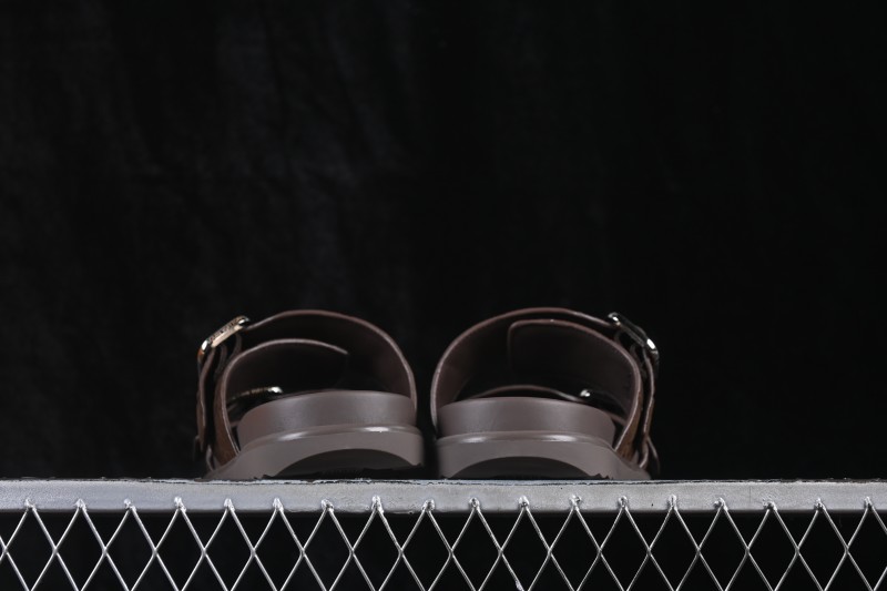 Louis Vuitton Venice Comfort Calfskin Suede Round-Toe Slide Sandals