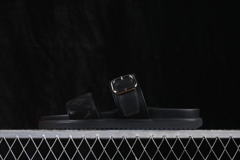 Louis Vuitton Venice Comfort Calfskin Suede Round-Toe Slide Sandals - T.E5