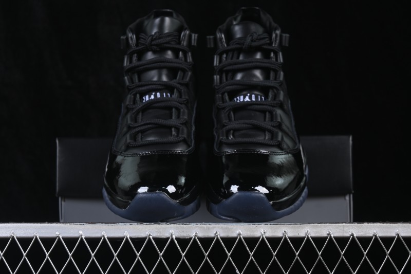 Comme des Garçons x Nike Air Jordan 11 Black - IV7639-001